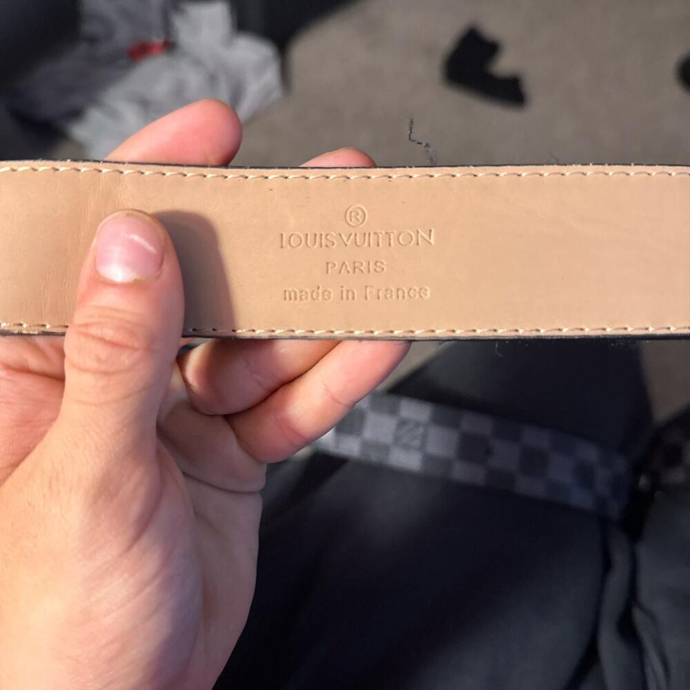 Louis-vuitton Men's Black Belt - Picture 5 of 6